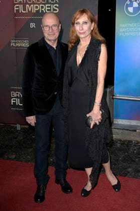 Christian Berkel und Andrea Sawatzki bei der Verleihung des 45. Bayerischen Filmpreises 2023 im Prinzregententheater. München, 19.01.2024