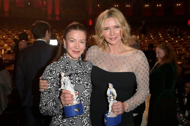Bilder des Jahres 2024, Entertainment 01 Januar Entertainment Themen der Woche KW03 Hannah Herzsprung und Veronica Ferres bei der Verleihung des 45. Bayerischen Filmpreises 2023 im Prinzregententheater. München, 19.01.2024 *** Hannah Herzsprung and Veronica Ferres at the presentation of the 45 Bavarian Film Award 2023 in the Prinzregententheater Munich, 19 01 2024 Foto:xF.xKernx xFuturexImagex bay_filmpreis_3556