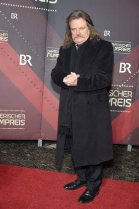 Bayerischer Filmpreis 2023 Leslie Mandoki. Verleihung des 45. Bayerischen Filmpreises 2023 am 19.01.2024 im Prinzregententheater in Münche. Bayern, Deutschland.