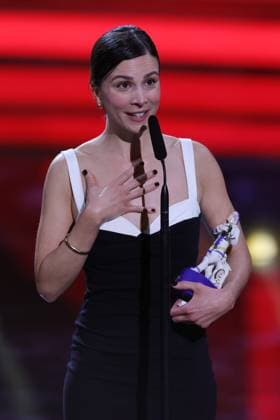 Bayerischer Filmpreis 2023 Aylin Tezel bei der Dankesrede. Verleihung des 45. Bayerischen Filmpreises 2023 am 19.01.2024 im Prinzregententheater in Münche. Bayern, Deutschland.