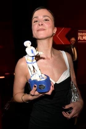 Aylin Tezel bei der Verleihung des 45. Bayerischen Filmpreises 2023 im Prinzregententheater. München, 19.01.2024