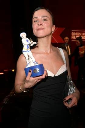 Aylin Tezel bei der Verleihung des 45. Bayerischen Filmpreises 2023 im Prinzregententheater. München, 19.01.2024