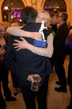 Veronica Ferres und David Dietl bei der Verleihung des 45. Bayerischen Filmpreises 2023 im Prinzregententheater. München, 19.01.2024
