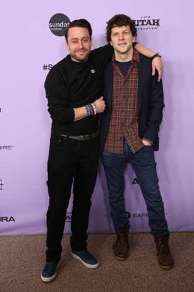 Bilder des Jahres 2024, Entertainment 01 Januar Entertainment Themen der Woche KW03 Entertainment Bilder des Tages RECORD DATE NOT STATED Kieran Culkin, Jesse Eisenberg at arrivals for A REAL PAIN Premiere at the 2024 Sundance Film Festival, Eccles Theater, Park City, Utah, January 20, 2024. Photo By: JA Everett Collection A REAL PAIN Premiere at the 2024 Sundance Film Festival PUBLICATIONXNOTxINxCANxCHNxFRAxITAxJPNxNORxPOLxRUSxESPxUKxUSA