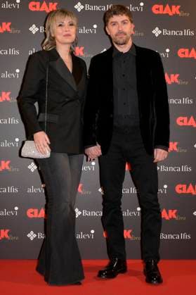 Michele Riondino mit Partnerin Eva Nestori bei der Verleihung des Filmpreises Ciak d oro 2023 im Palazzo Colonna. Rom, 20.01.2024