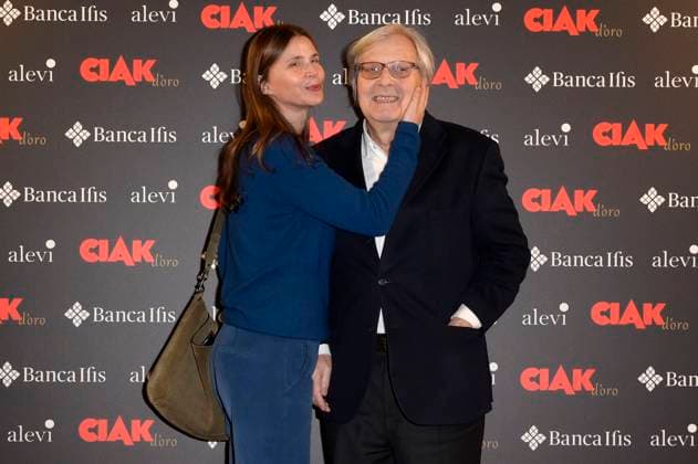 Sabrina Colle mit Ehemann Vittorio Sgarbi bei der Verleihung des Filmpreises Ciak d oro 2023 im Palazzo Colonna. Rom, 20.01.2024