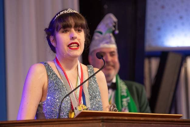 Verleihung des Courage-Ordens Der HCV verleiht im Rahmen des Ordensfestes den Courage-Orden. 21.01.2024 Bürstadt Verleihung des Courage-Ordens Der HCV verleiht im Rahmen des Ordensfestes den Courage-Orden. Anna-Lena