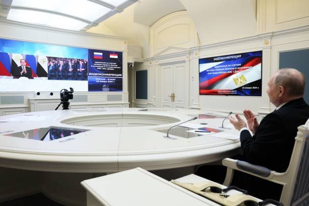 News Themen der Woche KW04 RUSSIA, MOSCOW - JANUARY 23, 2024: Russia s President Vladimir Putin takes part in the official ceremony for pouring concrete for Power Unit 4 at Egypt s El-Dabaa Nuclear Power Plant, via a video link. Gavriil Grigorov Russian Presidential Press and Information Office TASS  66664543