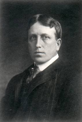 William Randolph Hearst He was an American newspaper publisher who built up the nation s largest newspaper chain and whose methods profoundly influenced American journalism. EDITORIAL USE ONLY Copyright: xx MES03061 x picturehistory014330
