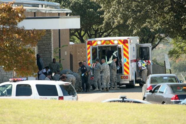 Transport Fort Hood, TX - November 5, 2009 -- First responders prepare the wounded for transport in waiting ambulances outside Fort Hood s Soldier Readiness Processing Center, Thursday, November 5, 2009. .Mandatory Credit: Jeramie Sivley - U.S. Army via CNP Fort Hood Texas United States of America EDITORIAL USE ONLY Copyright: xx prepfortransport JeramiexSivleyx cnpphotos021416