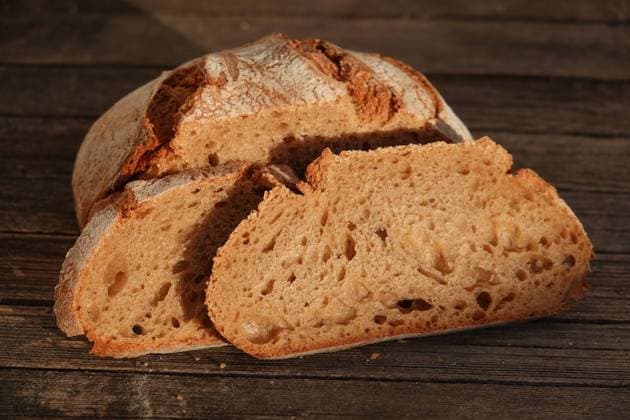 Dinkelbrot, spelt bread Dinkelbrot, spelt bread Copyright: xZoonar.com PeterxHimmelhuberx 21034224