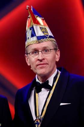 Politiker Daniel Günther (CDU), Ministerpräsident von Schleswig-Holstein, bei der Verleihung des Ordens wider den tierischen Ernst durch den Aachener Karnevalsvereins (AKV) in Aachen. Der Aachener Karnevalsverein will damit Persönlichkeiten ehren, die Humor und Menschlichkeit im Amt beweisen. .Aachen, 27.01.2024 NRW Deutschland Copyright: xChristophxHardtx