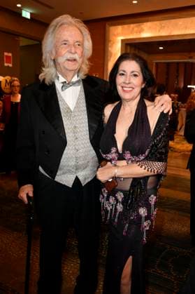 Jean Pütz mit Ehefrau Pina Coluccia beim Presseball Berlin 2024 im Titanic Chaussee Hotel. Berlin, 27.01.2024 *** Jean Pütz with wife Pina Coluccia at the Berlin 2024 Press Ball at the Titanic Chaussee Hotel Berlin, 27 01 2024 Foto:xN.xKubelkax xFuturexImagex presseball_4171