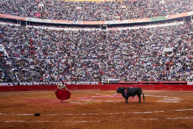 News Themen der Woche KW04 News Bilder des Tages January 28, 2024, Mexico City, Mexico City, Mexico: Full house at the Monumental Plaza de Toros, during the re-opening of the venue after almost two years without this type of activity. Mexico City Mexico - ZUMAs310 20240128_zip_s310_011 Copyright: xLuisxExSalgadox