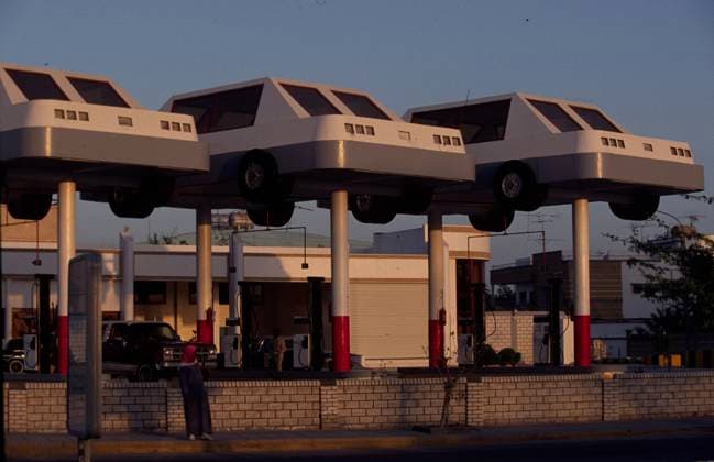 Saudi gas stations Gas stations in Saudi Arabia are like temples to the fuel for cars. Photograph by Dennis Brack bs b 17 Dahahran Saudi Arabia EDITORIAL USE ONLY Copyright: xx DennisxBrackx bsphotos035127