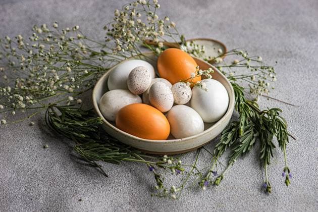 Easter table setting with nest Tbilisi, Tbilisi, Georgia CR_LSQHTY240124-1340591-01