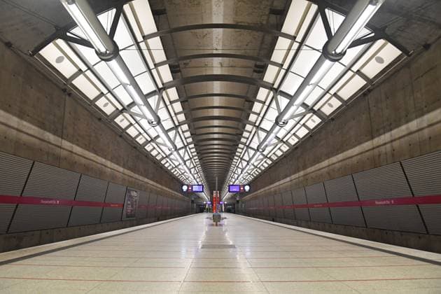 Ver.di ruft t in fast allen Bundeslaendern zu Warnstreiks im OEPNV auf! ARCHIVFOTO; Leere U-Bahnstation Messestadt Ost in Muenchen *** Ver di calls for warning strikes in public transport in almost all federal states ARCHIVE PHOTO Empty underground station Messestadt Ost in Munich