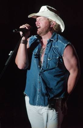 Toby Keith - Jamboree In The Hills 2007 21 July 2007 - Morristown, Ohio - Country music star TOBY KEITH headlines the day three of the 31st Annual Jamboree In The Hills 2007. Photo Credit: Jason L Nelson AdMedia Morristown OH United States EDITORIAL USE ONLY  Copyright: xJasonxLxNelson AdMediax JasonxLxNelsonx admphotos194727