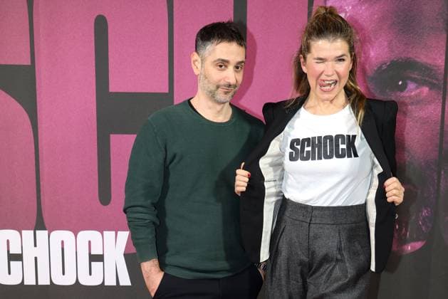 Entertainment Bilder der Woche KW05 Entertainment Bilder des Tages Denis Moschitto und Anke Engelke bei der Schock Kino Premiere am 30.01.2024 in Koeln Schock Filmpremiere in Koeln *** Denis Moschitto and Anke Engelke at the Schock movie premiere on 30 01 2024 in Cologne Schock movie premiere in Cologne 