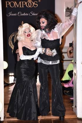 Harald Gloeoeckler mit Amanda Lepore bei seiner Gloeoeckler Iconic Couture 30 Jahre Jubilaeums Fashionshow am 2.02.2024 in Berlin Harald Gloeoecklers 30jaehriges Fashion-Show Event in Berlin