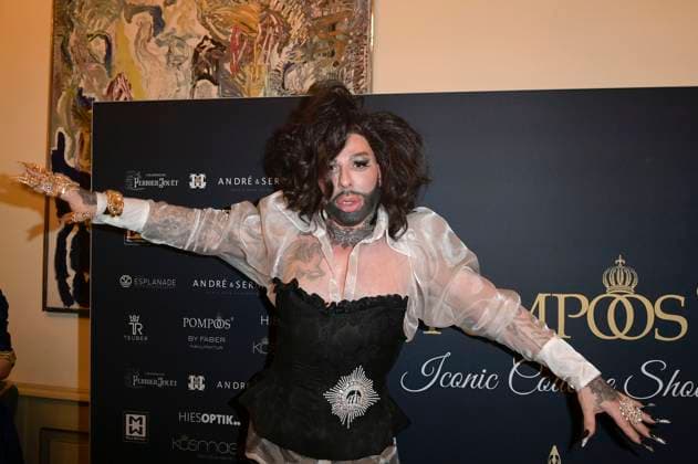 Harald Glööckler bei der Harald Glööckler Pompöös Iconic Couture Show im Ermelerhaus. Berlin, 02.02.2024 *** Harald Glööckler at the Harald Glööckler Pompöös Iconic Couture Show at Ermelerhaus Berlin, 02 02 2024 Foto:xF.xKernx xFuturexImagex gloeoeckler_4217