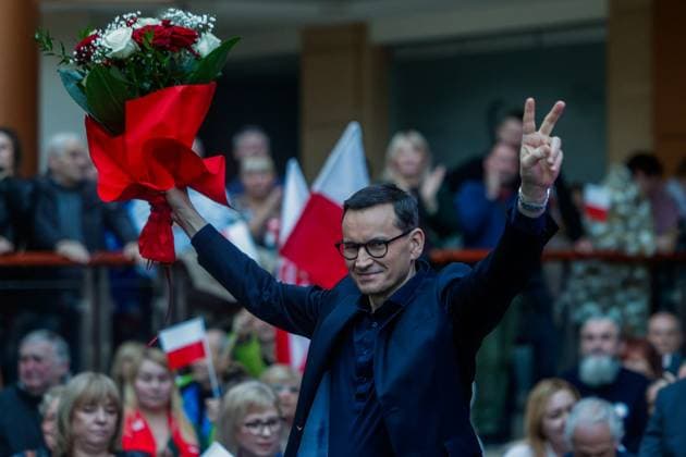 News Themen der Woche KW05 News Bilder des Tages February 3, 2024, Wroclaw, Wroclaw, Poland: On February 3, 2024, former Prime Minister and opposition leader Mateusz Morawiecki met with PIS supporters in Legnica. In his speech, Morawiecki criticized the current government, defending the achievements of his former government and announcing victory in the upcoming local elections. IN PiC: Mateusz Morawiecki Wroclaw Poland - ZUMAz123 20240203_zip_z123_038 Copyright: xKrzysztofxZatyckix