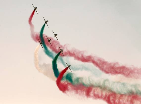 News Themen der Woche KW05 News Bilder des Tages (240204) -- RIYADH, Feb. 4, 2024 -- Saudi Hawks, the Royal Saudi Air Force aerobatic team, presents an air show during the second edition of the World Defense Show in Riyadh, Saudi Arabia, on Feb. 4, 2024. ) SAUDI ARABIA-RIYADH-WORLD DEFENSE SHOW-AIRSHOW WangxDongzhen 