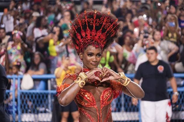 Bilder des Jahres 2024, Entertainment 02 Februar Entertainment Bilder der Woche KW05 Entertainment Bilder des Tages RIO DE JANEIRO, RJ - 04.02.2024: ENSAIO DAS ESCOLAS DO GRUPO ESPECIAL DO RJ - The actress is drum queen, Erika Januza during the technical rehearsal of the Escola de Samba Viradouro this Sunday (04), at the Marquês de Sapucaí Sambadrome in Rio de Janeiro. x2487473x  LorandoxLabbe
