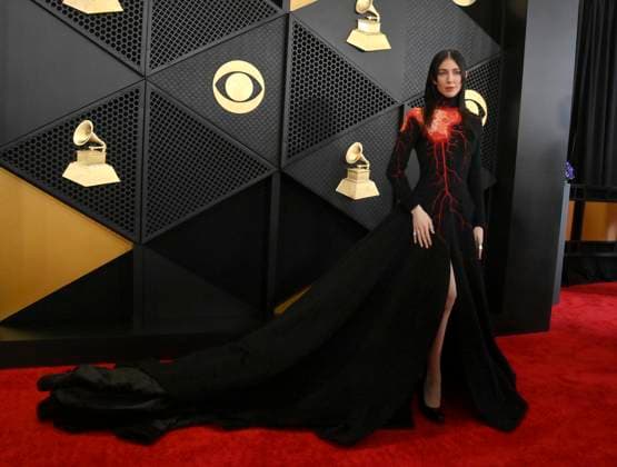 Caroline Polachek attends the 66th annual Grammy Awards at the Crypto.com Arena in Los Angeles on Sunday, February 4, 2024.  LAP20240204139 JIMxRUYMEN