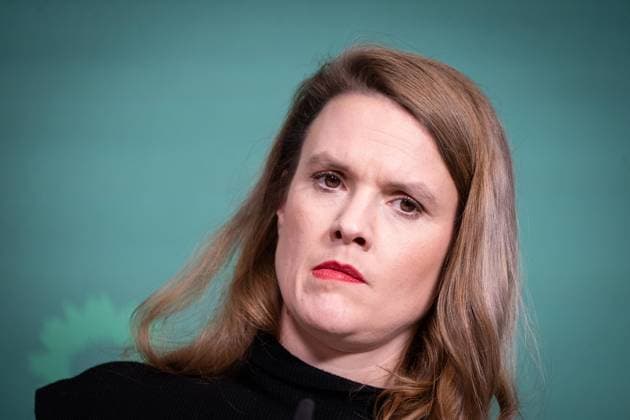 Pressekonferenz mit Terry Reintke, Spitzenkandidatin der deutschen Grünen sowie der Europäischen Grünen - PK nach Gremiensitzungen in der Berliner Parteizentrale Pressekonferenz mit Terry Reintke, Spitzenkandidatin der deutschen Grünen sowie der Europäischen Grünen - PK nach Gremiensitzungen in der Berliner Parteizentrale *** Press conference with Terry Reintke, lead candidate of the German Greens and the European Greens Press conference with Terry Reintke, lead candidate of the German Greens and the European Greens Press conference after committee meetings at the party headquarters in Berlin Fotograf
