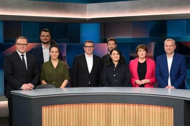 News Themen der Woche KW06 Mario Voigt (CDU), Tino Schomann (CDU), Celia Sasic, Ulf Buermeyer, Louis Klamroth, Lamya Kaddor, Hildegard Mueller, Leif-Erik Holm (AfD), hart aber fair Polittalk, TV, Format, mit Moderator - Louis Klamroth, Das Erste, 05.02. 2024, Foto: HMB Media Uwe Koch *** Mario Voigt CDU , Tino Schomann CDU , Celia Sasic, Ulf Buermeyer, Louis Klamroth, Lamya Kaddor, Hildegard Mueller, Leif Erik Holm AfD , hart aber fair Polittalk, TV, format, with presenter Louis Klamroth, Das Erste, 05 02 2024, Photo HMB Media Uwe Koch Copyright: HMBxMedia UwexKoch