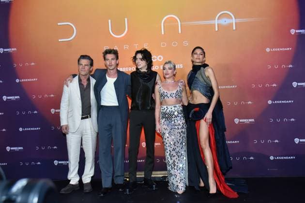 February 5, 2024, Mexico City, Ciudad de Mexico, Mexico: February 05, 2024, Mexico City, Mexico: (L-R) Josh Brolin, Austin Butler, Timotho e Chalame, Florence Pugh and Zendaya attend the Photocall from Dune: Part Two at Mexico City Four Season Hotel. on February 5, 2024. In Mexico City, Mexico. Mexico City Mexico - ZUMAe321 20240205_zea_e321_184 Copyright: xCarlosxTischler xEyepixxGroupx