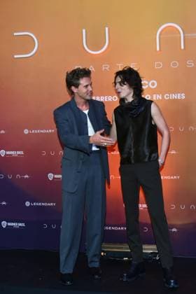 February 5, 2024, Mexico City, Ciudad de Mexico, Mexico: February 05, 2024, Mexico City, Mexico: Actors Austin Butler and Timotho e Chalame attend the Photocall from Dune: Part Two at Mexico City Four Season Hotel. on February 5, 2024. In Mexico City, Mexico. Mexico City Mexico - ZUMAe321 20240205_zea_e321_214 Copyright: xCarlosxTischler xEyepixxGroupx
