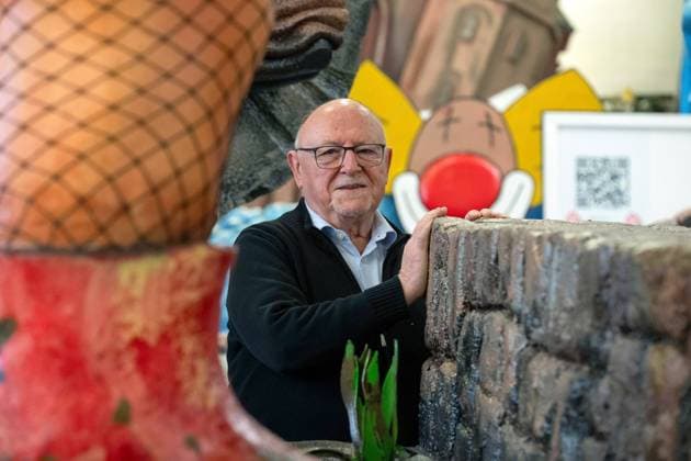 MCV-Wagenbauer Dieter Wenger am Dienstag (06.02.2024) bei der Praesentation der Motivwagen zum Rosenmontagszug in Mainz. EDITORIAL USE ONLY *** MCV float builder Dieter Wenger on Tuesday 06 02 2024 at the presentation of the motif floats for the Rose Monday parade in Mainz EDITORIAL USE ONLY Copyright: epd-bild AndreaxEnderlein 50_MCV_Motivwagen_020624