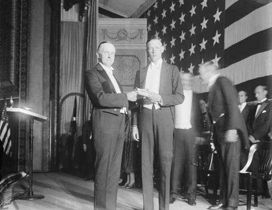 John Calvin Coolidge Jr. and Charles Lindbergh, 1927 1128883 John Calvin Coolidge Jr. and Charles Lindbergh, 1927 by Harris & Ewing (1905-45); Private Collection; (add.info.: Harris & Ewing Collection ). Copyright: xBridgemanxImagesx 1128883