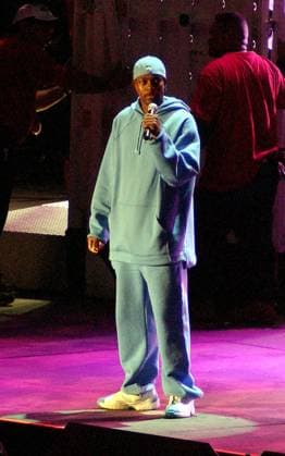 Chris Tucker Introduces Michael Jackson Chris Tucker introduces Michael Jackson at the United We Stand Concert at RFK Stadium in Washington, DC on October 21, 2001 for the United We Stand Concert. The concert raised at least 2 million dollars for the Pentagon Relief Fund, the American Red Cross Liberty Relief Fund and Salvation Army Relief Fund, all of which are aiding recovery from the September 11 attacks. .Credit: Ron Sachs CNP Washington District of Columbia United States of America EDITORIAL USE ONLY Copyright: xx RonxSachsx cnpphotos036306