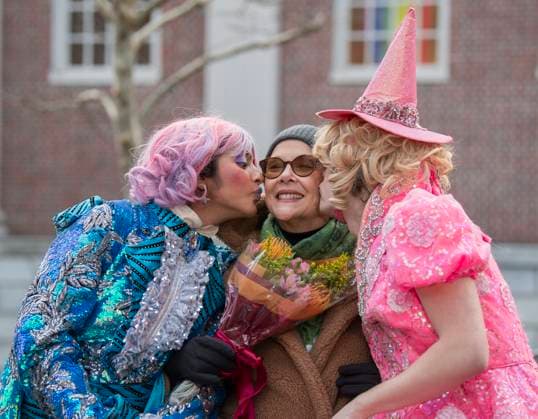 US actress Annette Bening is kissed by Harvard students during a parade, through the Harvard Yard in her honor, as she is named the Harvard University s Hasty Pudding Theatricals 2024 Woman of the Year in Cambridge, MA on Tuesday, February 06, 2024.  BOS20240206005 AmandaxSabga