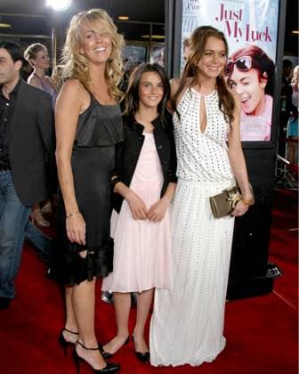 Mom Dina Lohan, Lindsay Lohan & sister Aliana Just My Luck Premiere Westwood, CA May 9, 2006 2006 Kathy Hutchins Hutchins Photo Los Angeles CA USA EDITORIAL USE ONLY Copyright: xx KathyxHutchinsx khphotos037694