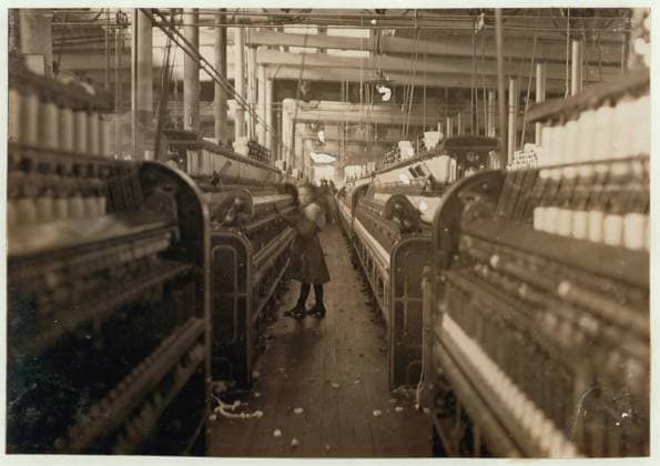 Child spinner in Mollahan Cotton Mills, Newberry, South Carolina, 1908 (b w photo) 1273735 Child spinner in Mollahan Cotton Mills, Newberry, South Carolina, 1908 (b w photo) by Hine, Lewis Wickes (1874-1940); Private Collection; (add.info.: Lewis Hine was an investigative photographer for the National Child Labor Committee who documented from 1908-1912 the working conditions and exploitation of children in all types of industries. ). Copyright: xBridgemanxImagesx 1273735
