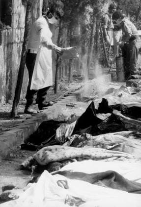 Graveyard of Chatila Palestinian Camp in Beirut (Lebanon) during War in September 1982 (b w photo) 1644807 Graveyard of Chatila Palestinian Camp in Beirut (Lebanon) during War in September 1982 (b w photo); (add.info.: Graveyard of Chatila palestinian camp in Beirut (Lebanon) during war in september 1982). Copyright: xBridgemanxImagesx 1644807