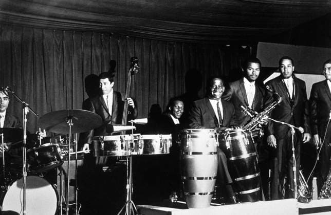 Mongo Santamaria (1922-2003), Afro-Cuban Latin Jazz Percussionist (With his Congas), here With his Jazz Band and John Coltrane (2Nd From R) at Time of Afro Blue, 1961 (b w photo) 1655508 Mongo Santamaria (1922-2003), Afro-Cuban Latin Jazz Percussionist (With his Congas), here With his Jazz Band and John Coltrane (2Nd From R) at Time of Afro Blue, 1961 (b w photo); (add.info.: Mongo Santamaria (1922-2003), Afro-Cuban Latin jazz percussionist). Copyright: xBridgemanxImagesx 1655508