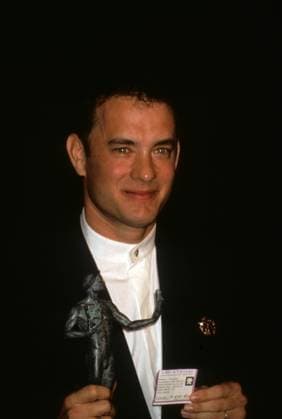 American Actor Tom Hanks With A Sag Award, 1995 (photo) 1678492 American Actor Tom Hanks With A Sag Award, 1995 (photo); (add.info.: American actor Tom Hanks with a Sag Award, 1995). Copyright: xBridgemanxImagesx 1678492