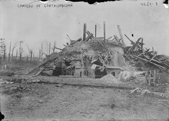 Ruins of the chateau at Contalmaison after the Battle of the Somme, 1916 (b w photo) 1766190 Ruins of the chateau at Contalmaison after the Battle of the Somme, 1916 (b w photo); Private Collection; (add.info.: The chateau at Contalmaison was captured by the 23rd division on 10th July 1916 during World War I and these are the ruins several months later.). Copyright: xBridgemanxImagesx 1766190