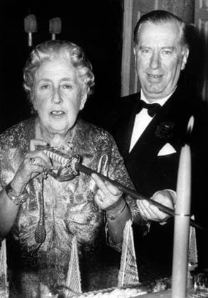 Agatha Christie 1834324 Agatha Christie by Unknown photographer, (20th century); (add.info.: Agatha Christie (r) with Peter Saunders, during party for anniversary of play The mouse trap on november 26, 1962 in Savoy hotel in London). Copyright: xBridgemanxImagesx 1834324
