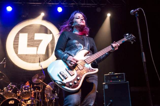 L7 perform at Manchester Ritz Jennifer Finch of American rock band L7 performs at Manchester Ritz, Manchester, England, 10th September 2016., Credit:Mike Gray Avalon  Copyright: xMikexGrayx xAvalonx 0533648222