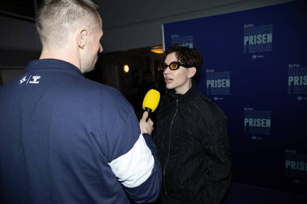 Musician and YouTuber Benjamin Hav interviews musician Freja Kirk on the red carpet at Echoprisen in Osterbrohuset, Thursday, February 8, 2024 Copenhagen Osterbrohuset, Oesterbro Denmark Copyright: xKristianxTuxenxLadegaardxBergx 2E6A4351