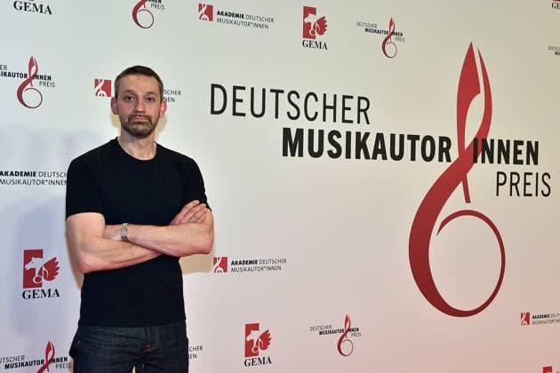 15. Deutschen Musikautor innenpreis Fritz Kalkbrenner Ankunft zur Verleihung des 15. Deutschen Musikautor innenpreis im Hotel Ritz in Berlin, am 08.02.2024