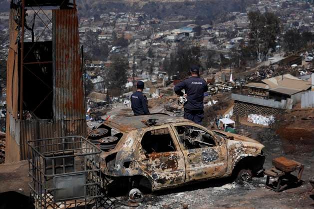 News Themen der Woche KW06 News Bilder des Tages Vina Del Mar, 9 de febrero de 2024. Continuan los trabajos de reconstruccion en la poblacion Manuel Bustos, sector alto de Vina del Mar, tras el mega incendio que aftecto a la region. Raul Zamora Aton Chile, Vina Del Mar Chile Aton_872030 *** Vina Del Mar, February 9, 2024 Reconstruction work continues in the Manuel Bustos population, in the upper sector of Vina del Mar, after the mega fire that affected the region Raul Zamora Aton Chile, Vina Del Mar Chile Aton 872030  Copyright: RAULxZAMORA ATONxCHILE