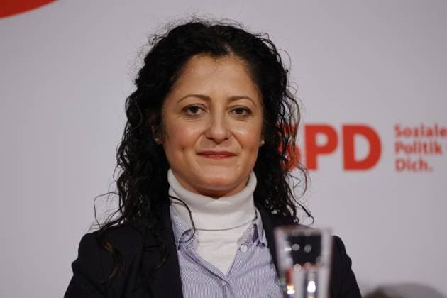 Cansel Kiziltepe, Deutschland, Berlin, SPD, Start in den Wahlkampf-Schlussspurt, mit Svenja Schulze, Kevin Kühnert, Franziska Giffey, Raed Saleh und Kandidatinnen und Kandidaten für den Bundestag