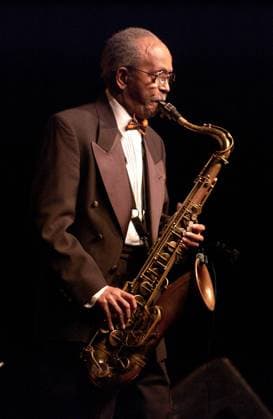 NATIONAL ENDOWMENT FOR THE ARTS JAZZ MASTERS GALA CEREMONY JIMMY HEATH PERFORMS AT THE NATIONAL ENDOWMENT FOR THE ARTS JAZZ MASTERS GALA CEREMONY AND ALL STAR CONCERT. NEW YORK HILTON AND TOWERS, NEW YORK CITY. 23 JANUARY 2004 PICTURES DENNIS VAN TINE, Credit:Dennis Van Tine Avalon  Copyright: xDennisxVanxTinex xAvalonx 0548556779